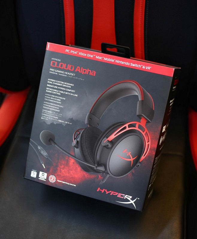  HyperX Cloud Alpha: Tai nghe 'màng loa kép' siêu hiện đại mới về Việt Nam